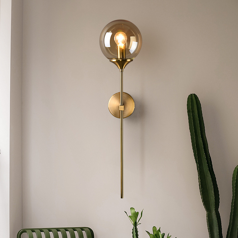 Wandlamp Rookglas Bol — goudkleurig frame, 50 cm — afbeelding 1
