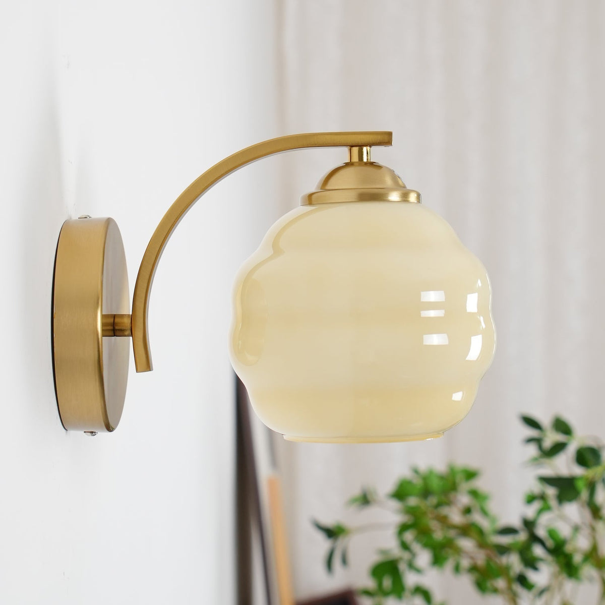 Wandlamp Art deco — wit glas, goud of chroom — afbeelding 2
