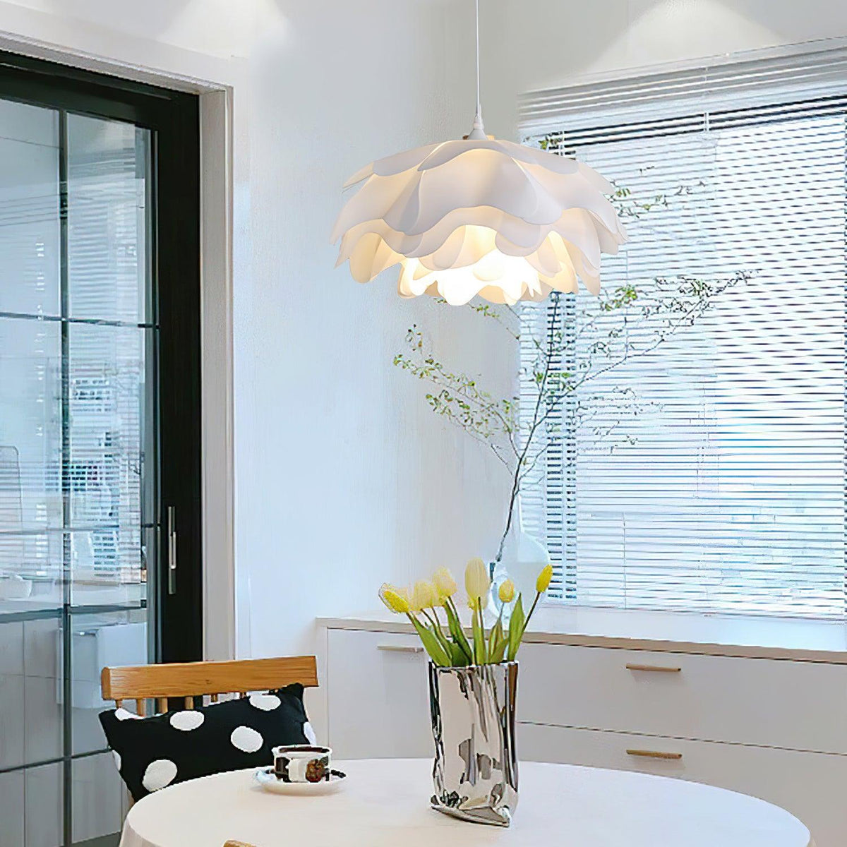 Hanglamp Bloemvorm — wit metaal en acryl, E27 — afbeelding 2