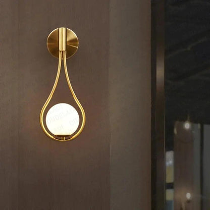 Wandlamp Vormlux Nord — ijzer en glas, zwart of goud — afbeelding 2