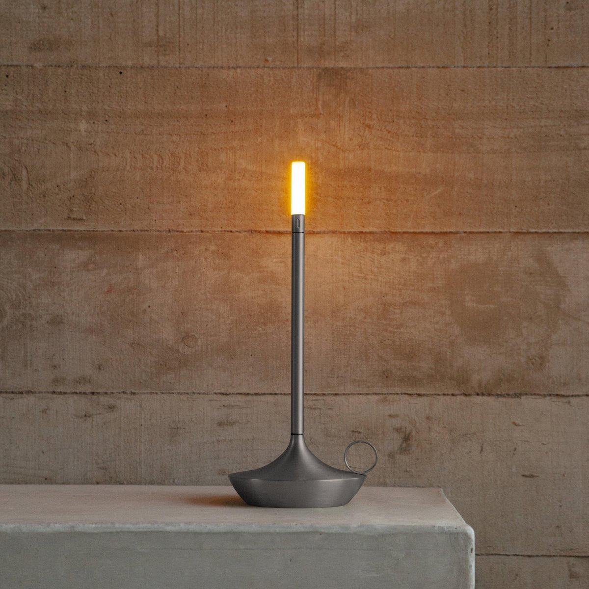 Draadloze tafellamp Kaars — geborsteld aluminium — afbeelding 3