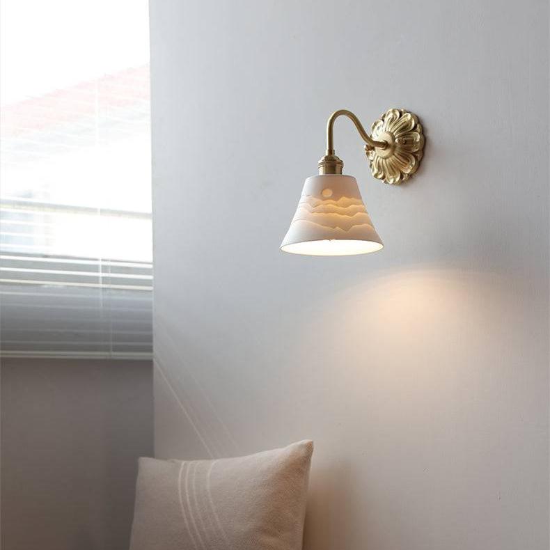 Wandlamp Keramiek — witte kap en messing wandplaat — afbeelding 5