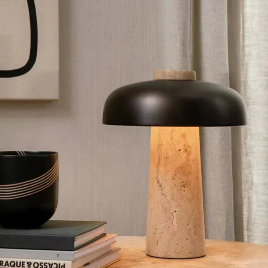 Tafellamp Travertijn — ruwe natuursteen, 30 cm hoog — afbeelding 1