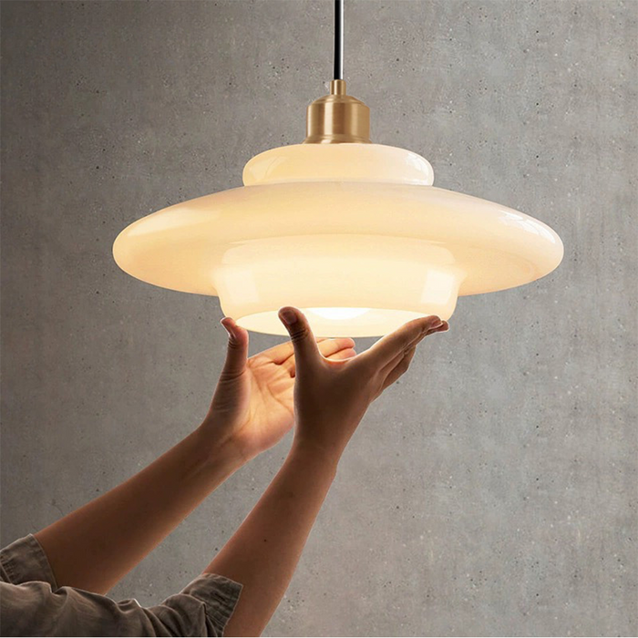 Hanglamp Melkglas — messing details, drie vormen — afbeelding 1
